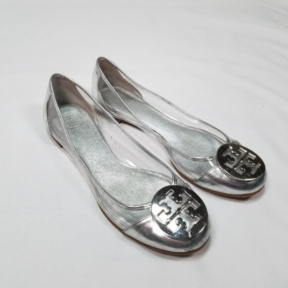 New Tory Burch Reva Audrey rare clear lucite silver logo medallion ballet flat - Picture 9 of 16